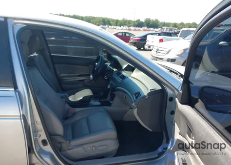 2010 Honda Accord 3.5 Ex-L z USA, uszkodzony, nr VIN 5KBCP3F82AB005180